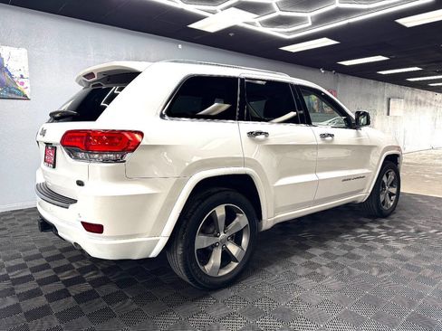 Used 2016 Jeep Grand Cherokee Overland w/ Advanced Technology Group image 13