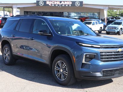 New 2026 Chevrolet Traverse LT w/ Driver Confidence Package