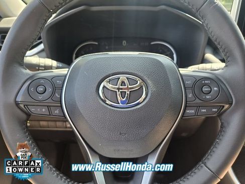 Used 2025 Toyota RAV4 XLE Premium FWD image 20