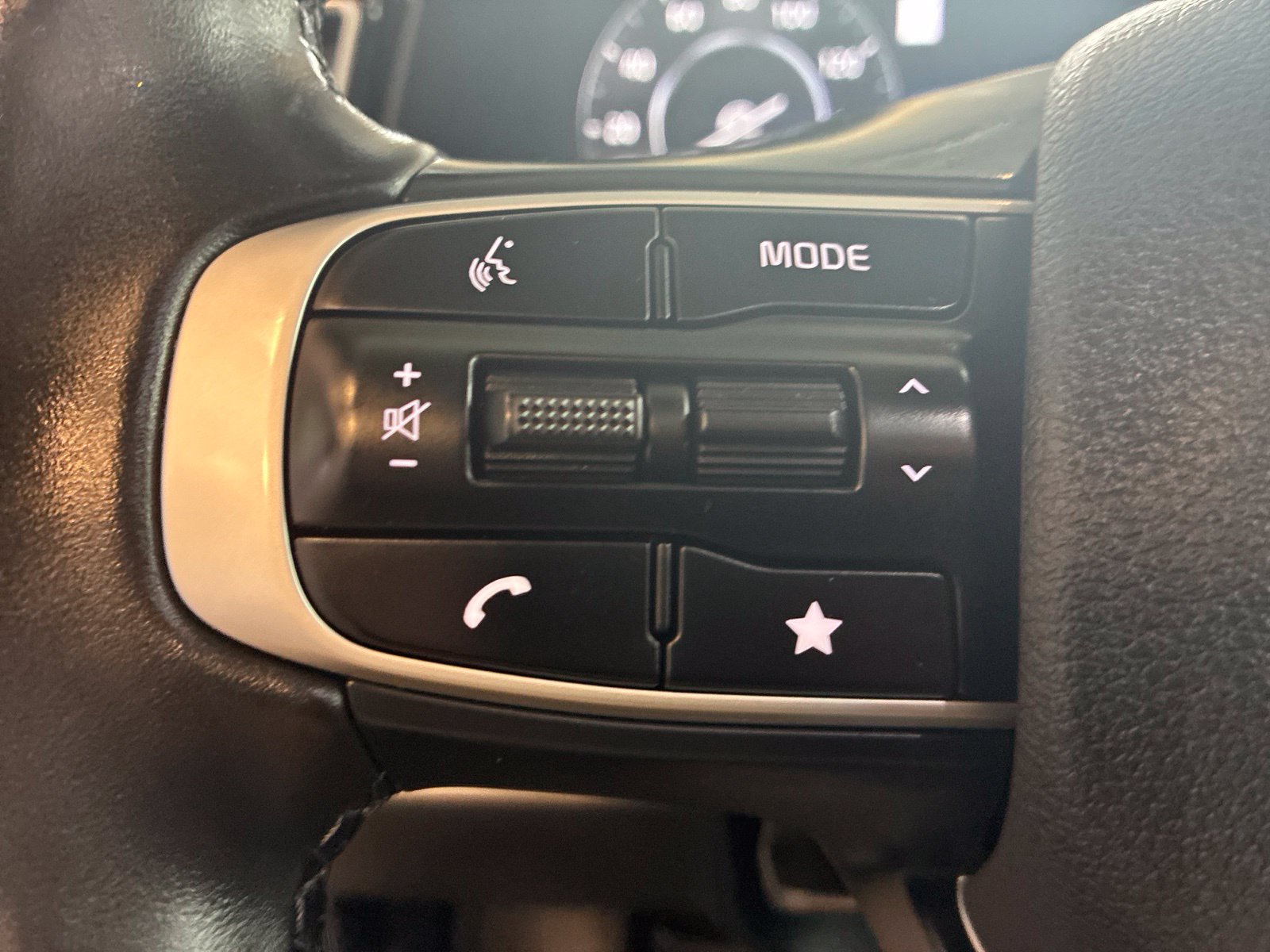 Used 2024 Kia Sportage SX FWD image 20