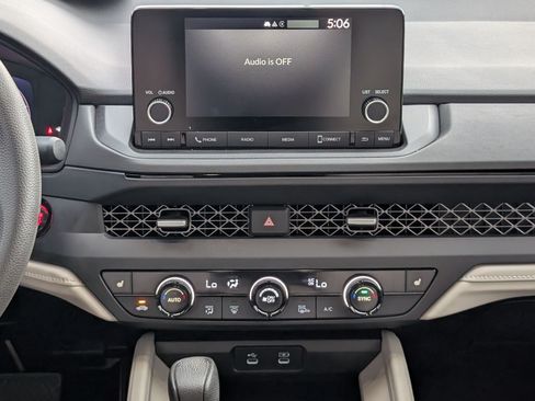 Used 2024 Honda Accord EX image 17
