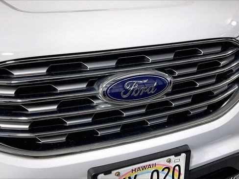 Used 2019 Ford Edge SE w/ SE Fleet Driver's Package image 28