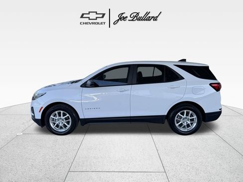 Used 2023 Chevrolet Equinox LS FWD image 5