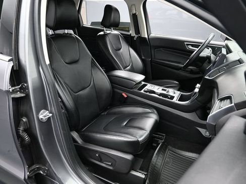 Used 2022 Ford Edge Titanium AWD/4WD image 26