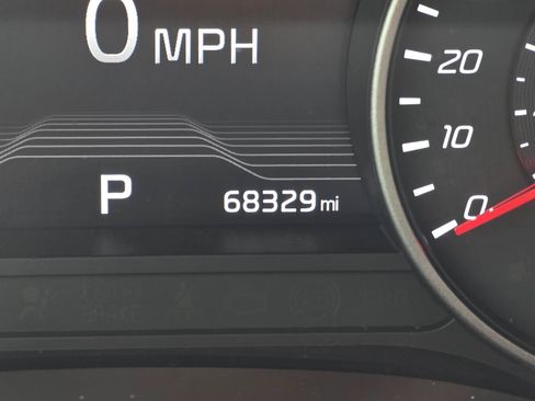Used 2020 Kia Stinger GT2 RWD image 27