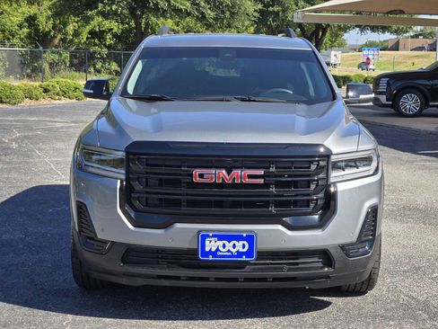 Certified 2023 GMC Acadia SLE w/ Elevation Edition AWD/4WD image 3