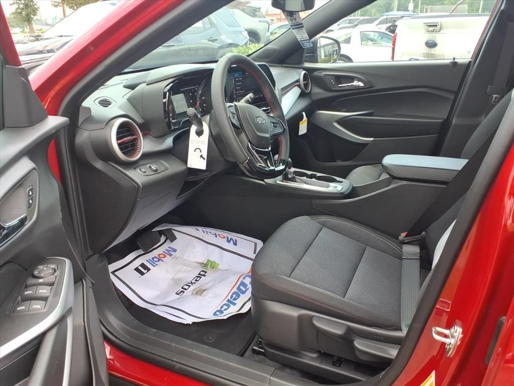 New 2026 Chevrolet Trax RS w/ Driver Confidence Package FWD image 11