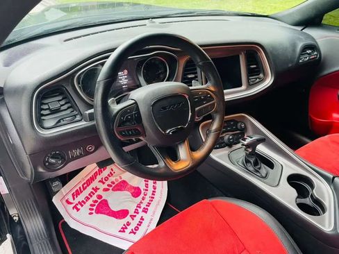 Used 2022 Dodge Challenger R/T Scat Pack w/ Plus Package RWD image 10