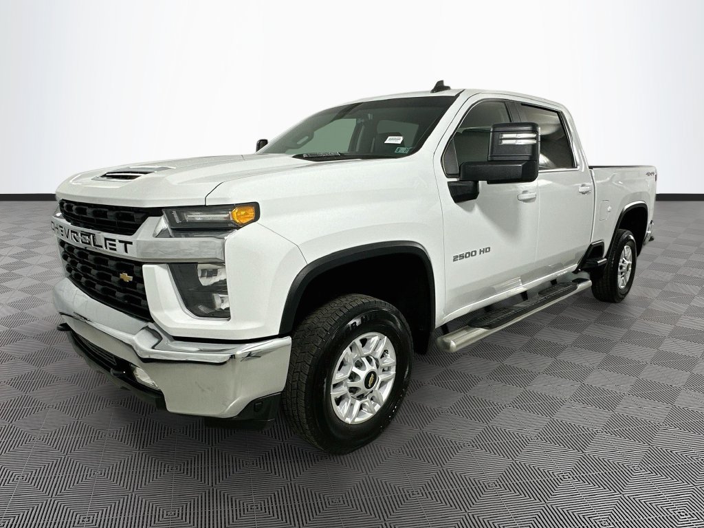 Used 2021 Chevrolet Silverado 2500 LT w/ Convenience Package AWD/4WD image 3