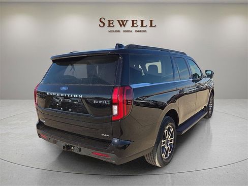 New 2025 Ford Expedition Max Active image 4