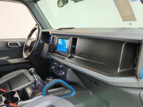 Used 2023 Ford Bronco Black Diamond image 19