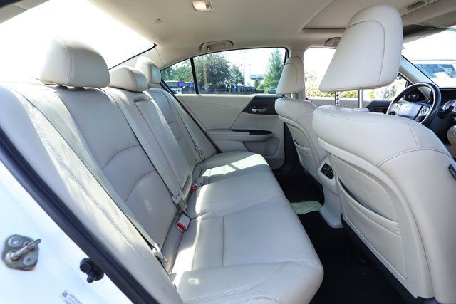 Used 2014 Honda Accord Touring image 24