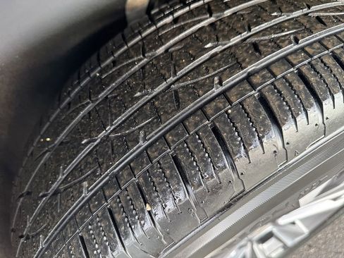 Used 2025 Chevrolet Equinox LT image 12