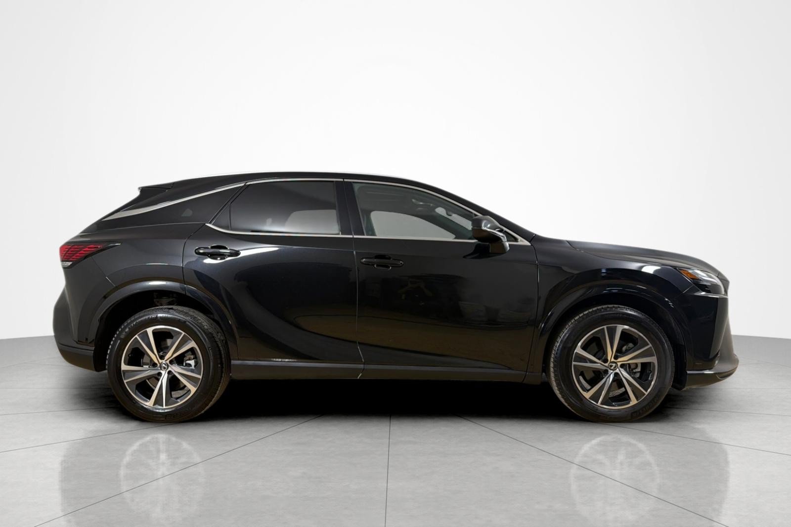 Used 2024 Lexus RX 350 FWD w/ Technology Package image 6
