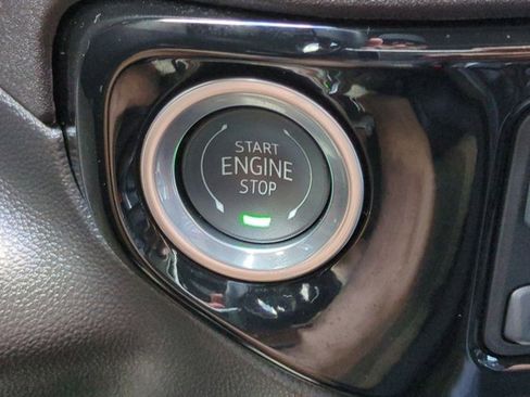 Used 2024 Chevrolet Silverado 1500 LT Trail Boss w/ LT Trail Boss Premium Package image 28