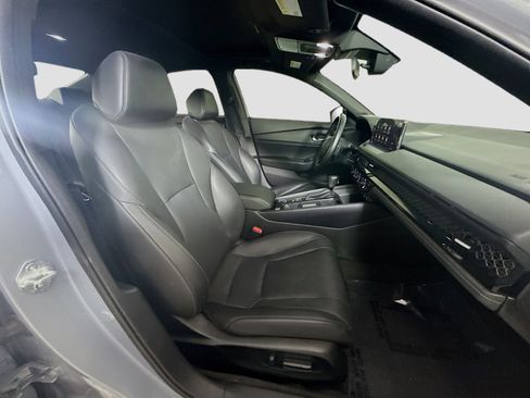 Used 2023 Honda Accord Sport image 29