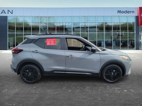 Used 2024 Nissan Kicks SR w/ SR Premium Package image 4
