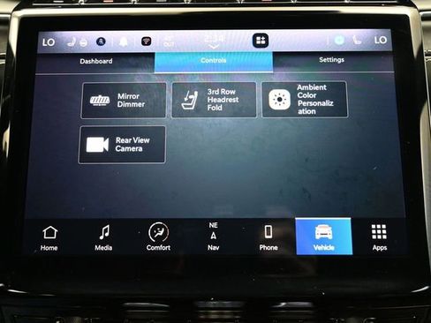 Used 2022 Jeep Grand Cherokee L Overland w/ Luxury Tech Group IV AWD/4WD image 45