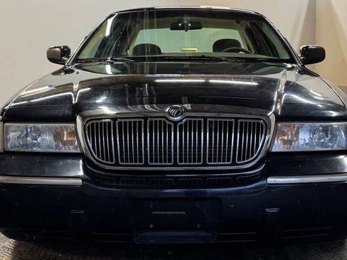 Used 1999 Mercury Grand Marquis GS image 3