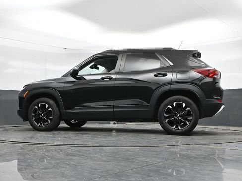 Used 2022 Chevrolet TrailBlazer LT w/ LPO, Blackout Package AWD/4WD image 46
