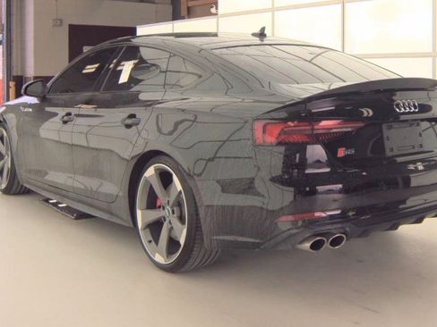Used 2019 Audi S5 Premium Plus w/ Premium Plus image 3