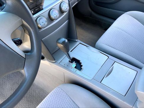 Used 2011 Toyota Camry LE w/ LE Extra-Value Pkg image 15