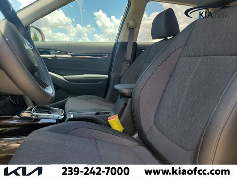 New 2026 Kia Seltos S FWD image 25