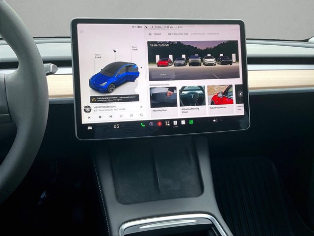 Used 2025 Tesla Model Y Long Range RWD image 8