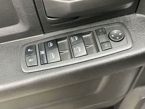 Used 2022 RAM 3500 Tradesman w/ Chrome Appearance Group AWD/4WD image 20