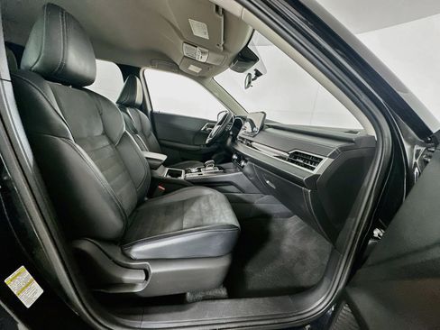 Used 2024 Mitsubishi Outlander SE FWD image 32