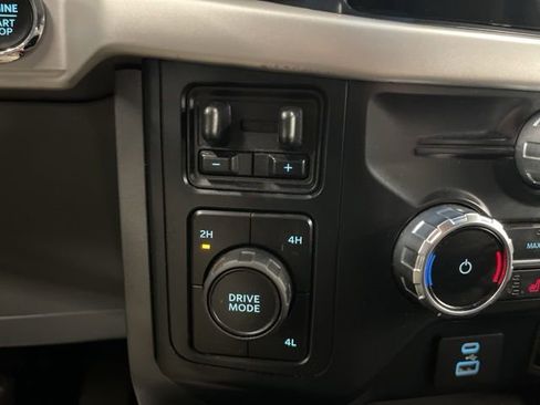 Used 2022 Ford F150 XLT w/ Equipment Group 302A High AWD/4WD image 26