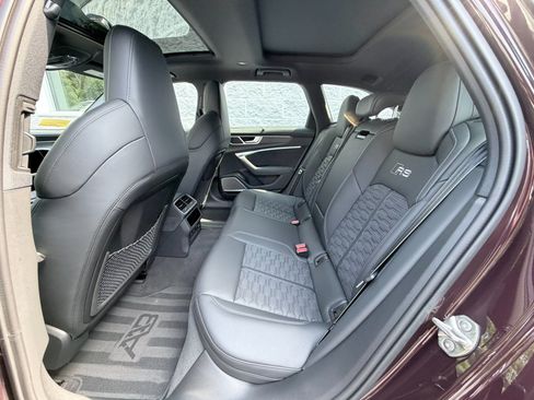 Used 2024 Audi RS 6 performance AWD/4WD image 27