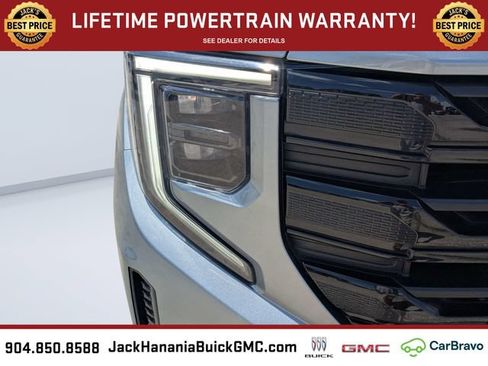 Used 2023 GMC Sierra 1500 Elevation w/ Preferred Package AWD/4WD image 9