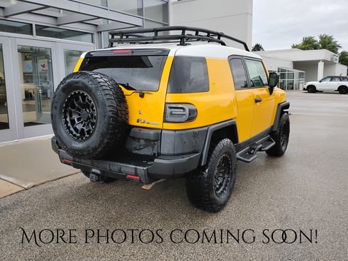 Used 2007 Toyota FJ Cruiser 4WD image 3