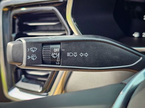 New 2026 GMC Canyon Elevation image 18