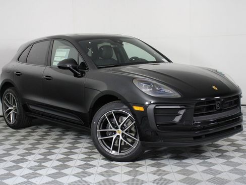 New 2026 Porsche Macan image 9