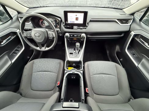 Certified 2025 Toyota RAV4 XLE AWD/4WD image 17