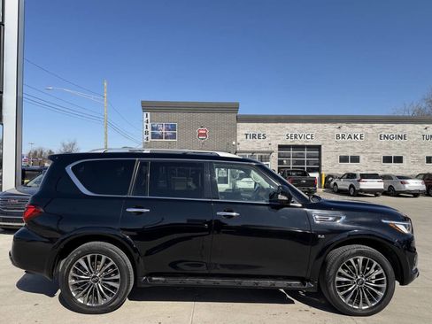 Used 2019 INFINITI QX80 Luxe w/ 22" Wheel Package image 8