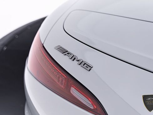 Used 2025 Mercedes-Benz SL 43 AMG w/ Driver Assistance Package image 38