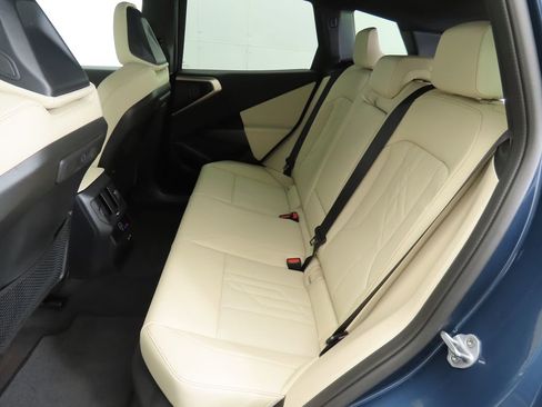 Certified 2025 BMW X3 xDrive30i w/ Premium Package image 22