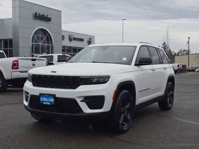 Used 2023 Jeep Grand Cherokee Altitude