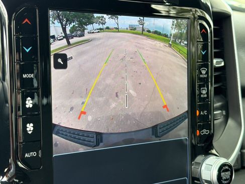 Used 2023 RAM 1500 Lone Star AWD/4WD image 24