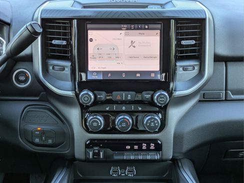 New 2026 RAM 2500 Big Horn AWD/4WD image 17