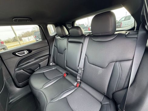 New 2026 Jeep Compass Latitude image 12