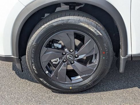 New 2026 Nissan Rogue SV w/ Cold Weather Package FWD image 10