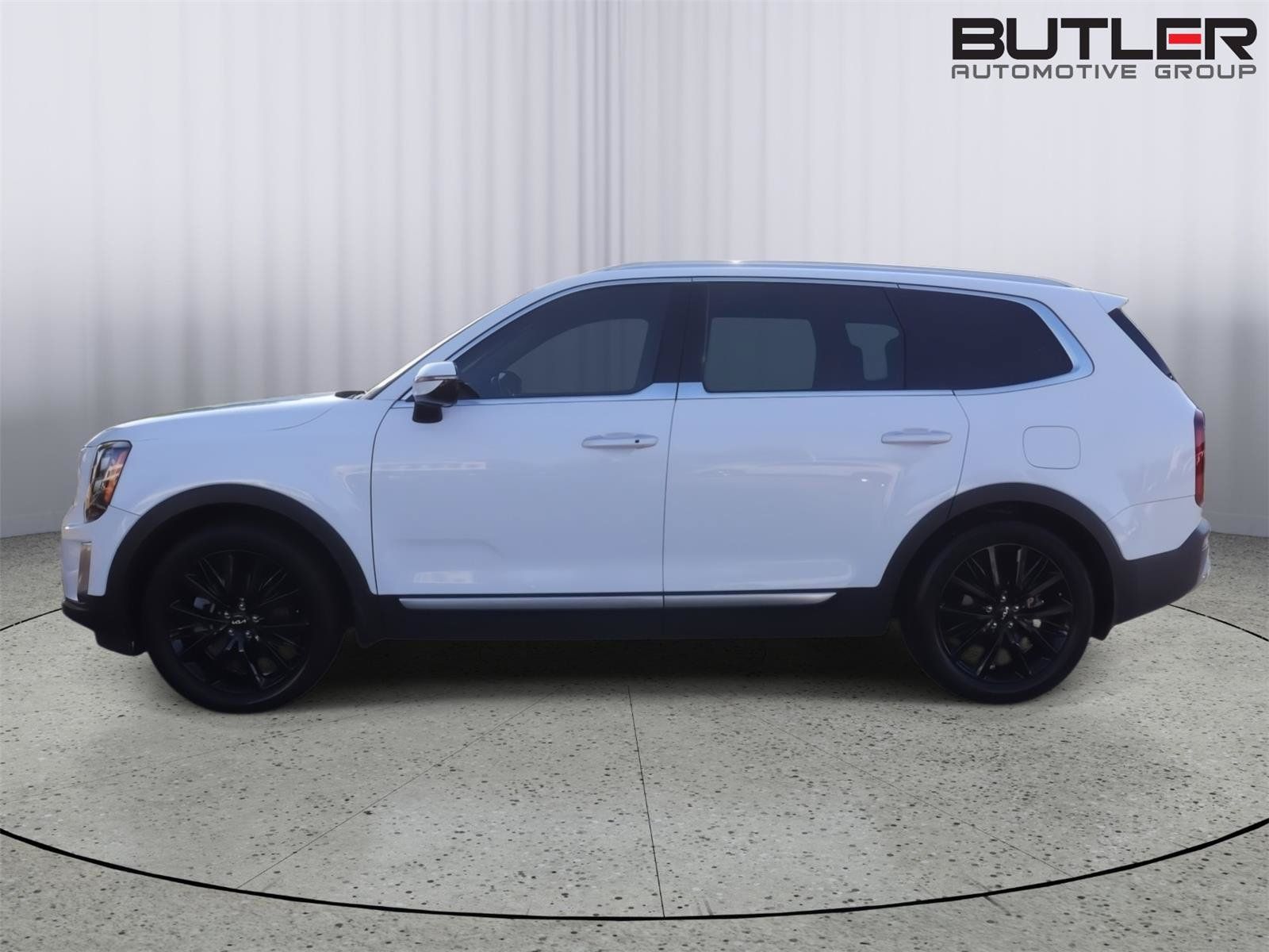 Used 2022 Kia Telluride SX w/ SX Prestige Package AWD/4WD image 3