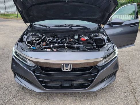 Used 2018 Honda Accord Sport image 28