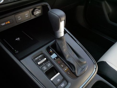 Certified 2026 Honda CR-V EX image 24