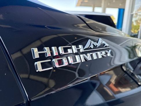 Certified 2023 Chevrolet Tahoe High Country w/ Advanced Technology Package AWD/4WD image 32