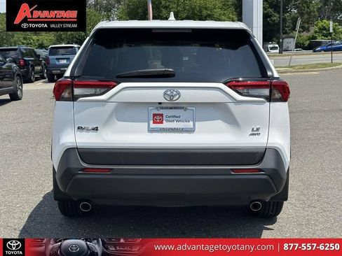 Used 2023 Toyota RAV4 LE AWD/4WD image 8